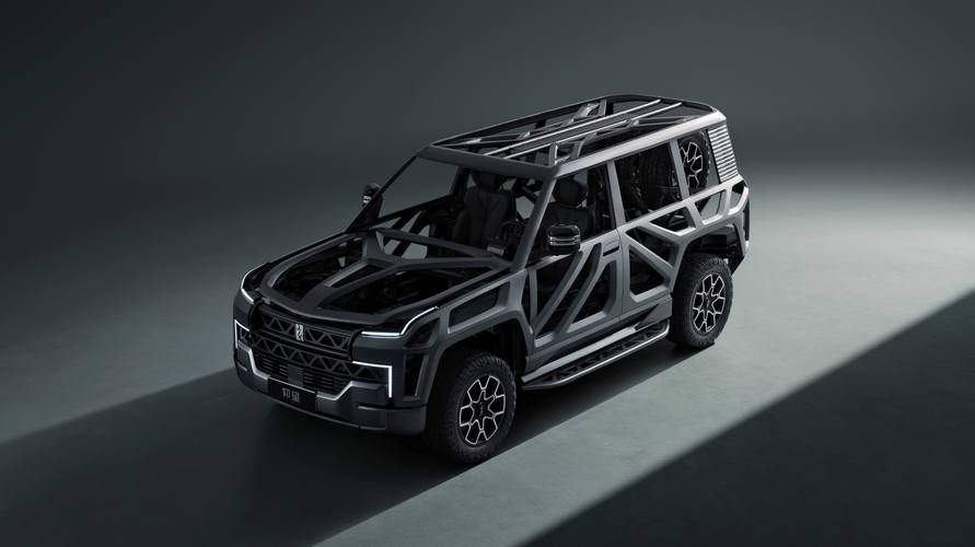 成都155仰望U8硬派越野的科技魅力，国能汽车对传统燃油车市场的冲击